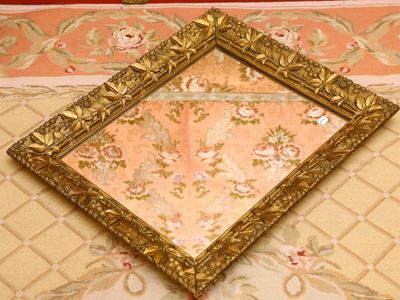 Cornice in Pastiglia Dorata