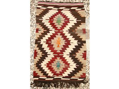 Piccolo Tappeto Kilim di Vecchia Manifattura