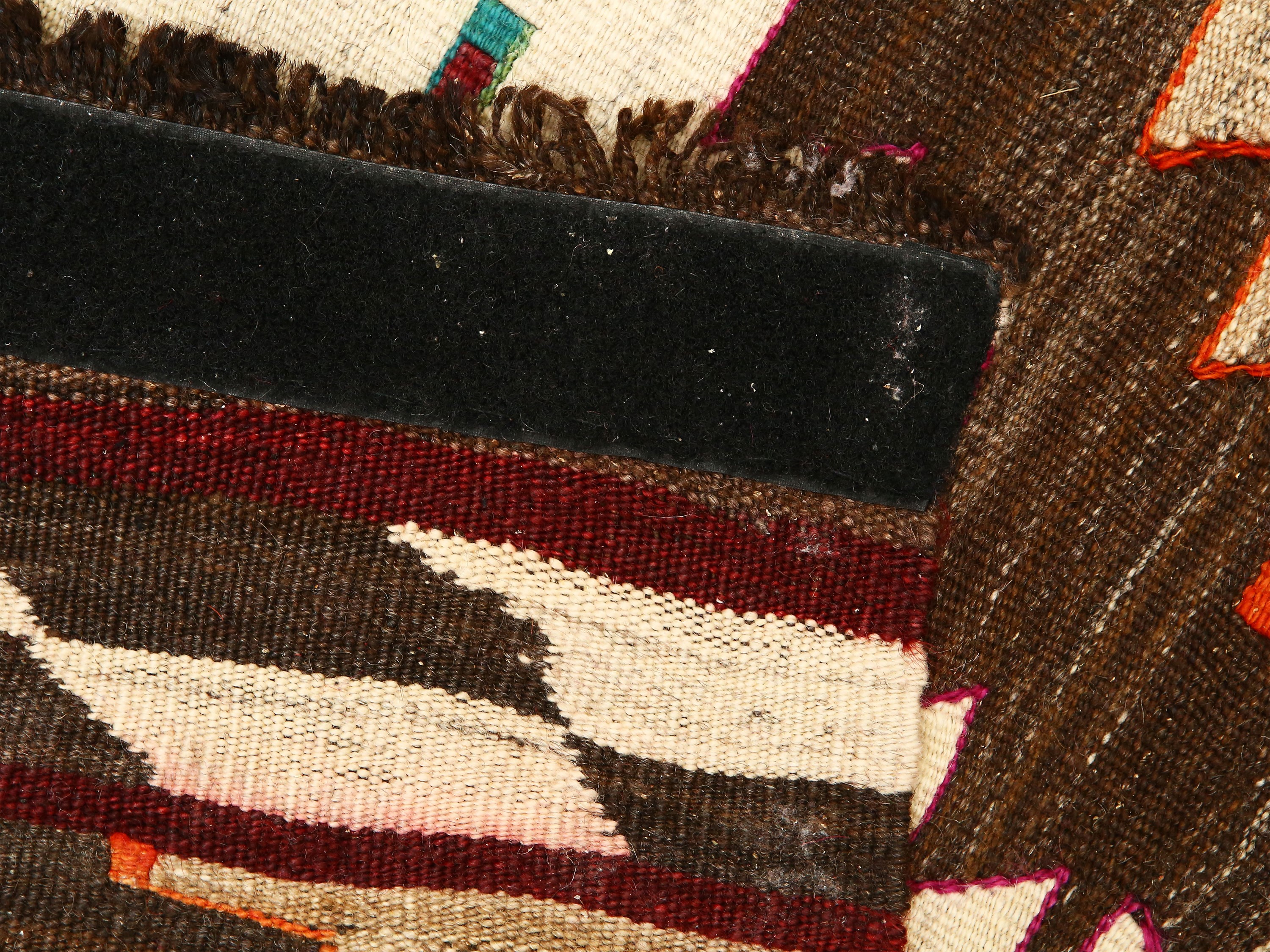 Piccolo Tappeto Kilim di Vecchia Manifattura