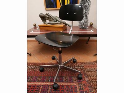Sgabello Girevole, Fritz Hansen
