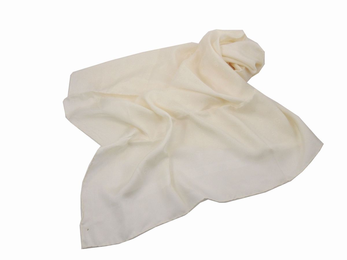 Due Foulard in Seta, Roberta di Camerino ed Armani