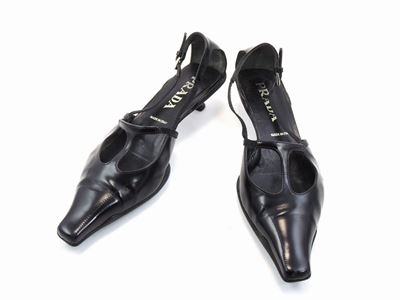 Paio di Décolleté in Pelle Nera, Prada