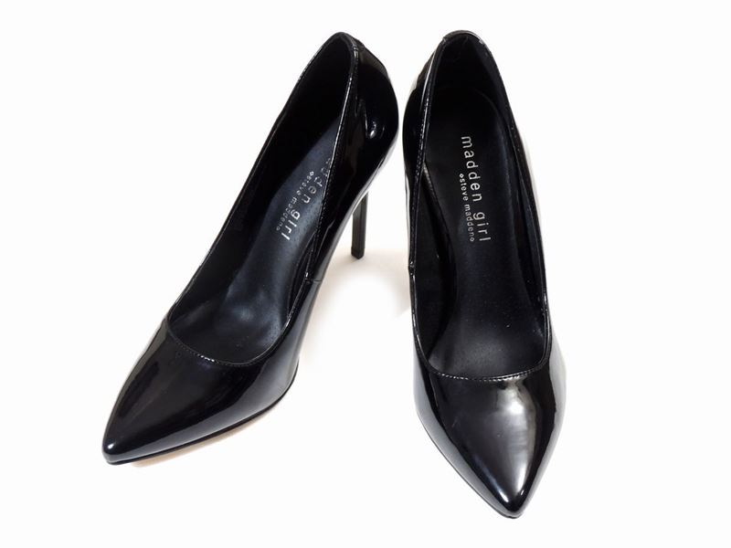 Paio di Decollettè in Vernice Nera, Steve Madden