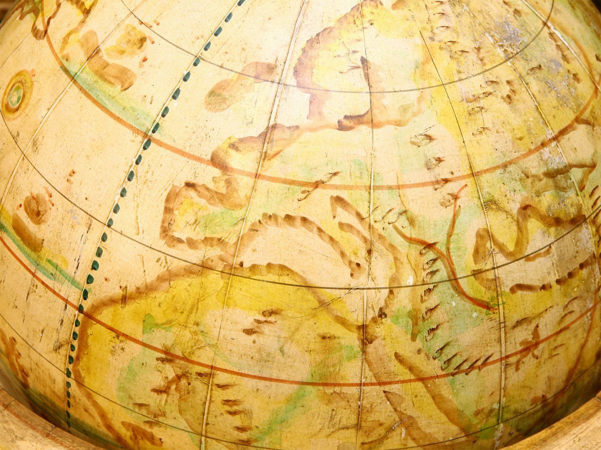 Grande Mappamondo da Arredo in Legno