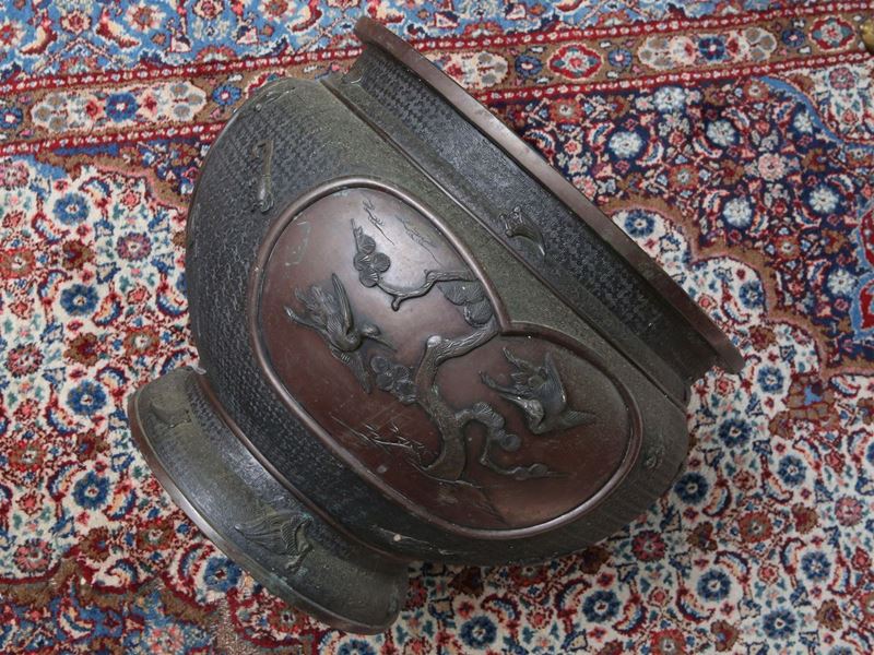 Portavasi in Bronzo