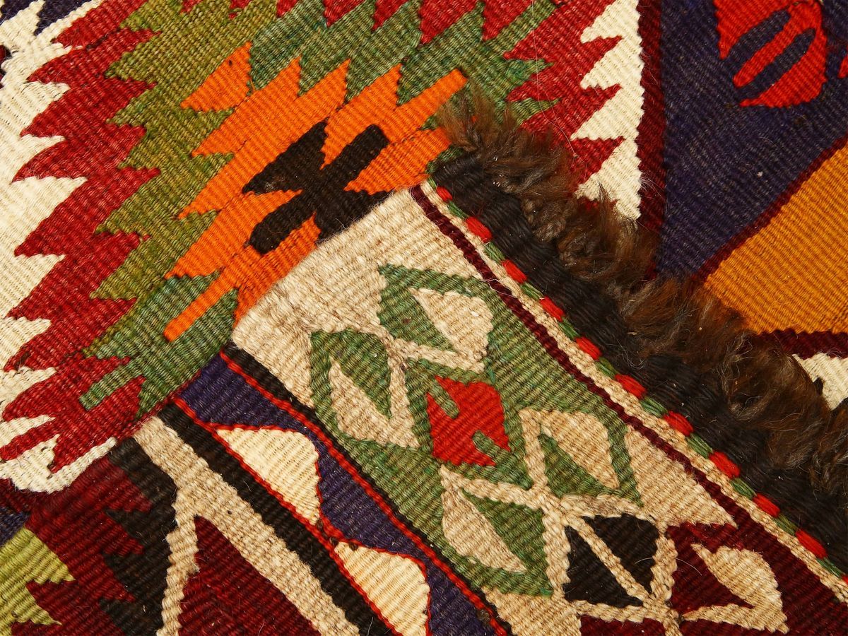 Tappeto Kilim di Vecchia Manifattura