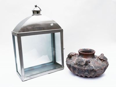 Due Complementi di Arredo per Giardino o Terrazzo