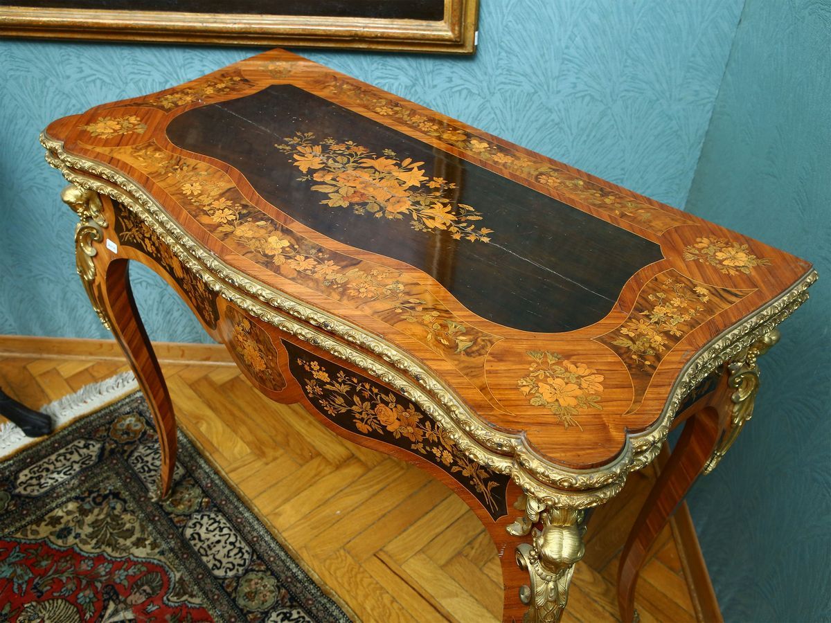 Tavolino da Gioco Impiallacciato in Legno di Rosa e Altre Essenze