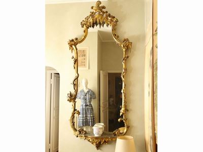 Grande Specchiera in Legno Intagliato e Dorato