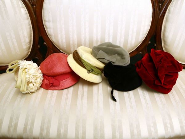 Lotto di cappellini vintage