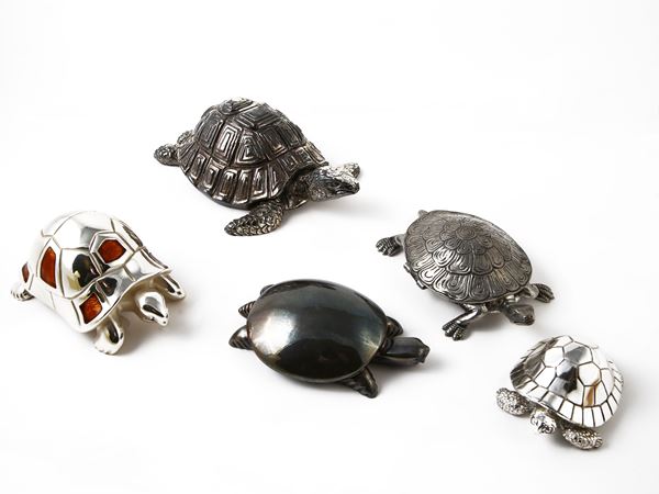 Silver-plated metal turtle collection