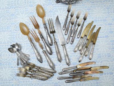 Miscellanea di Posate in Argento di Gusto Liberty