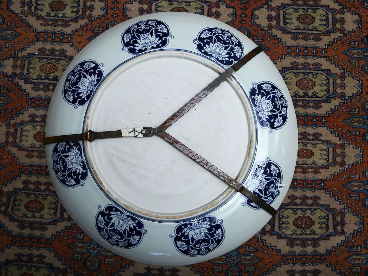 Grande Piatto da Parata in Porcellana Imari