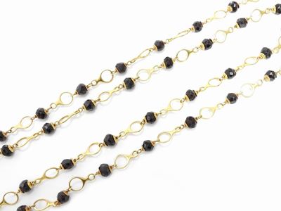 Due Collane in Oro Giallo con Granati