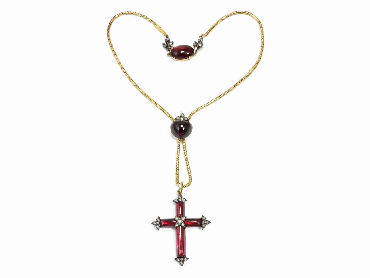 Collana con Pendente in Oro a Vario Titolo ed Argento con Diamanti e Granati Foilbacked