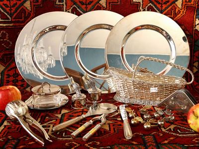 Lotto di Accessori per la Tavola in Metallo Argentato