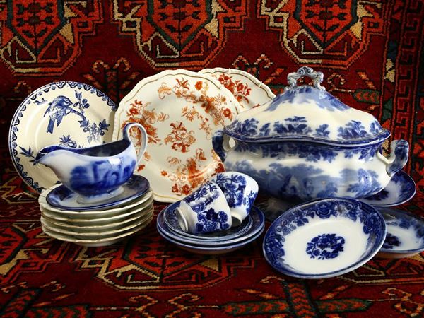 Lot of accessories for the table in porcelain and earthenware