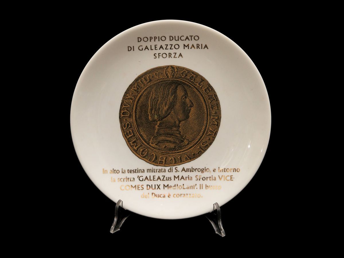 Serie di Tre Piatti in Porcellana, Monete del Ducato di Milano, Fornasetti