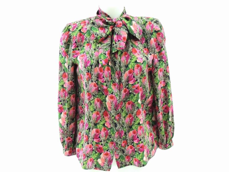 Due Camicie, Ungaro e Guy Laroche