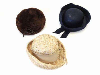 Lotto di Cappelli in Lana e Rafia
