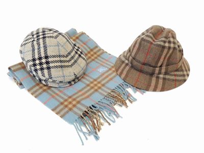 Lotto di Accessori, Burberry