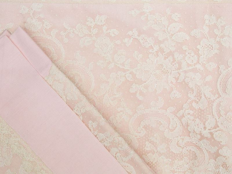 Completo Matrimoniale in Pura Seta Rosa e Pizzo, Artigianato Fiorentino