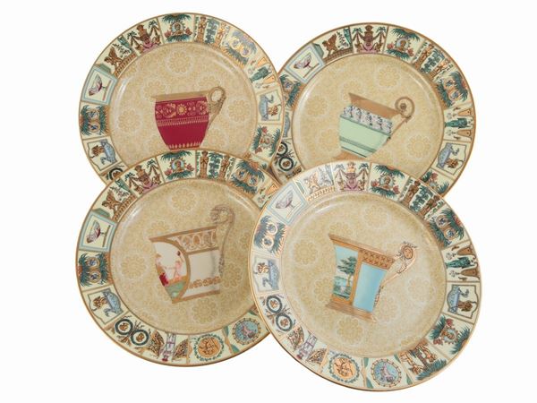 Serie di quattro piatti vintage in porcellana, Gucci