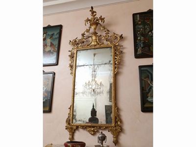 Specchiera in Legno Intagliato e Dorato