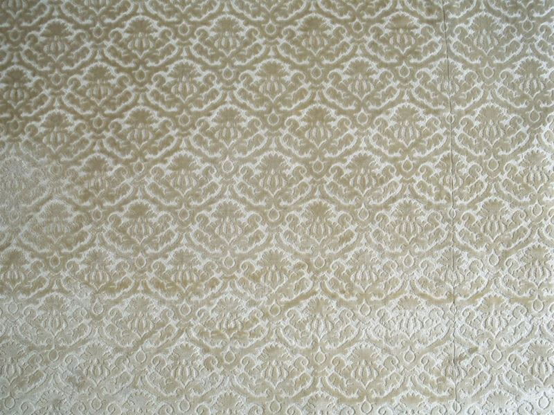 Copriletto Matrimoniale in Velluto Operato Avorio