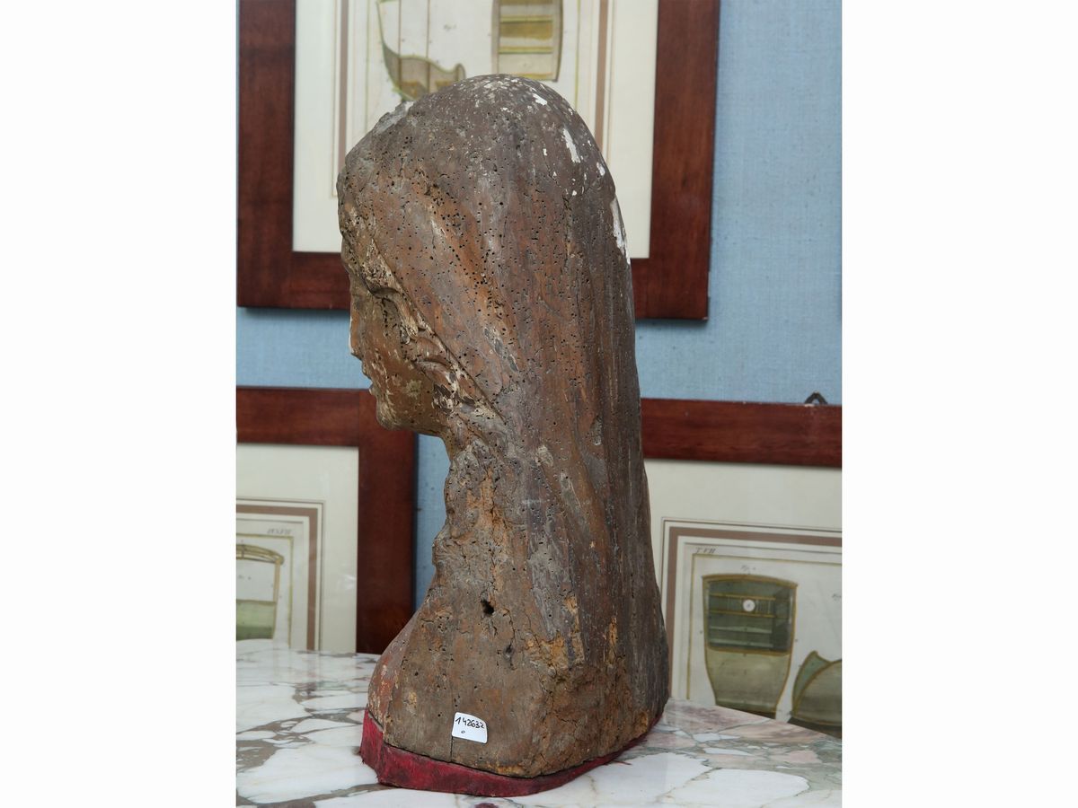 Busto della Vergine
