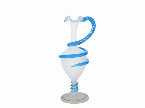 Amphora vase in white and blue opaline