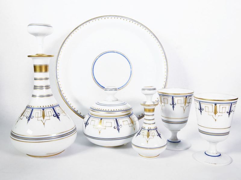Set da Notte in Opaline Bianca e Azzurra Lumeggiato in Oro