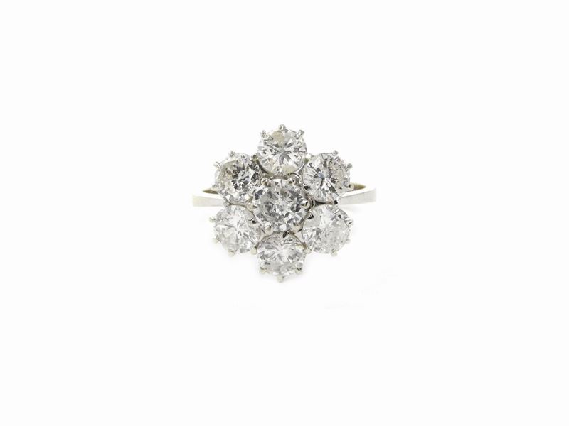 Anello a Margherita in Oro Bianco con Diamanti