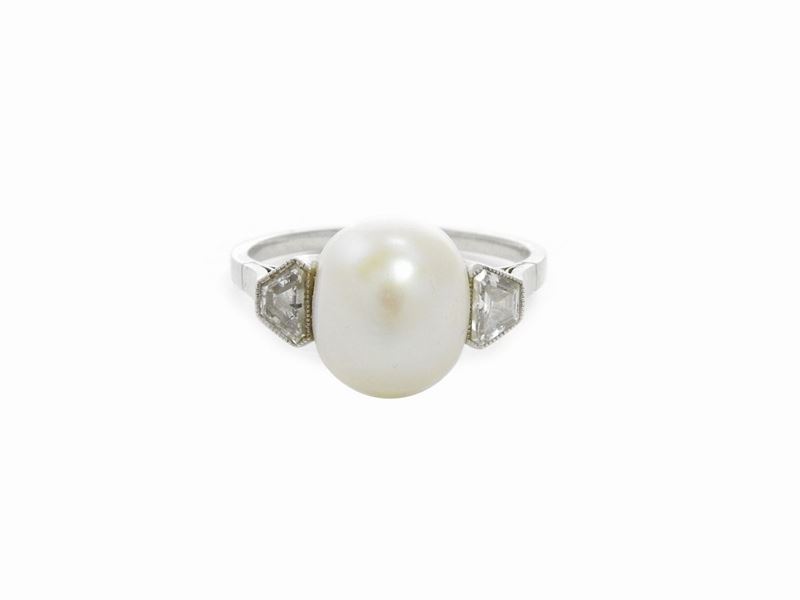 Anello Liberty in Platino con Diamanti e Perla