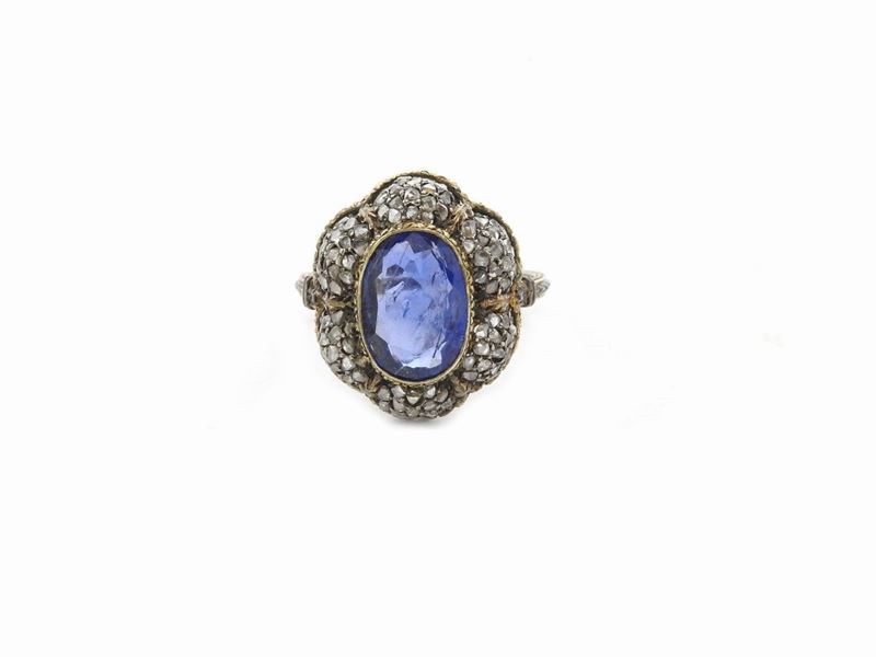 Anello Attribuibile a Mario Buccellati in Oro Giallo e Argento con Diamanti e Zaffiro