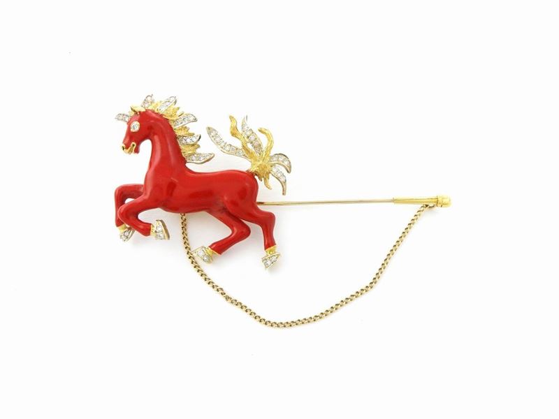 Spilla Animalier in Oro Giallo con Diamanti e Smalto Rosso