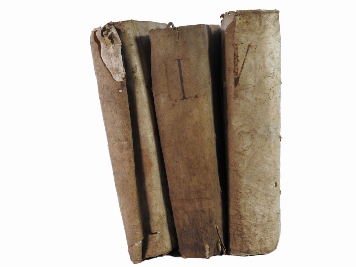 Tre Raccolte di Memorie Legali Settecenteche