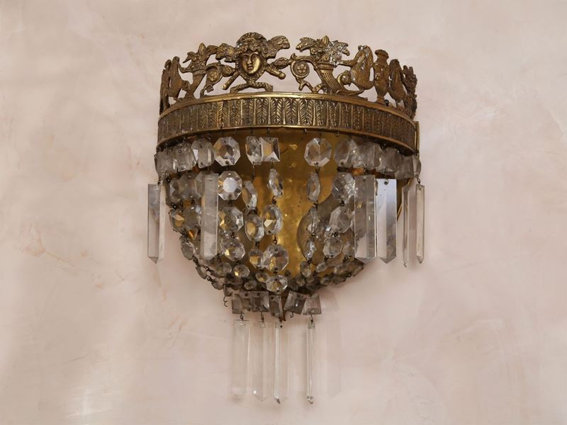 Coppia di Applique a Mezzaluna in Bronzo Dorato e Cristallo