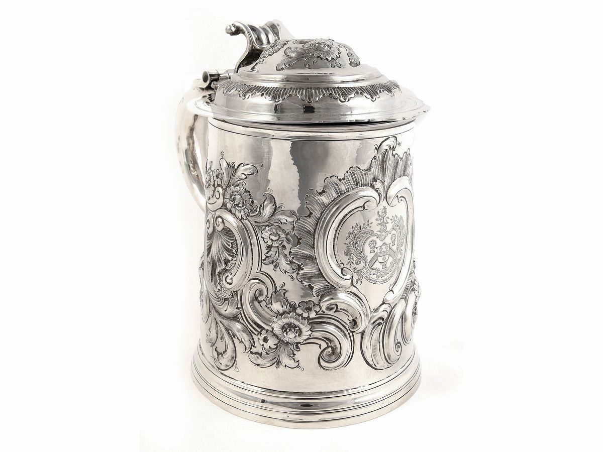 Grande Tankard in Argento, Londra 1702