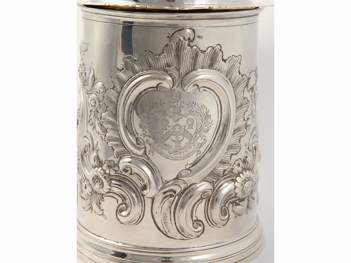 Grande Tankard in Argento, Londra 1702