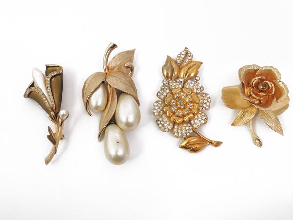 Floreal golden metal brooches lot
