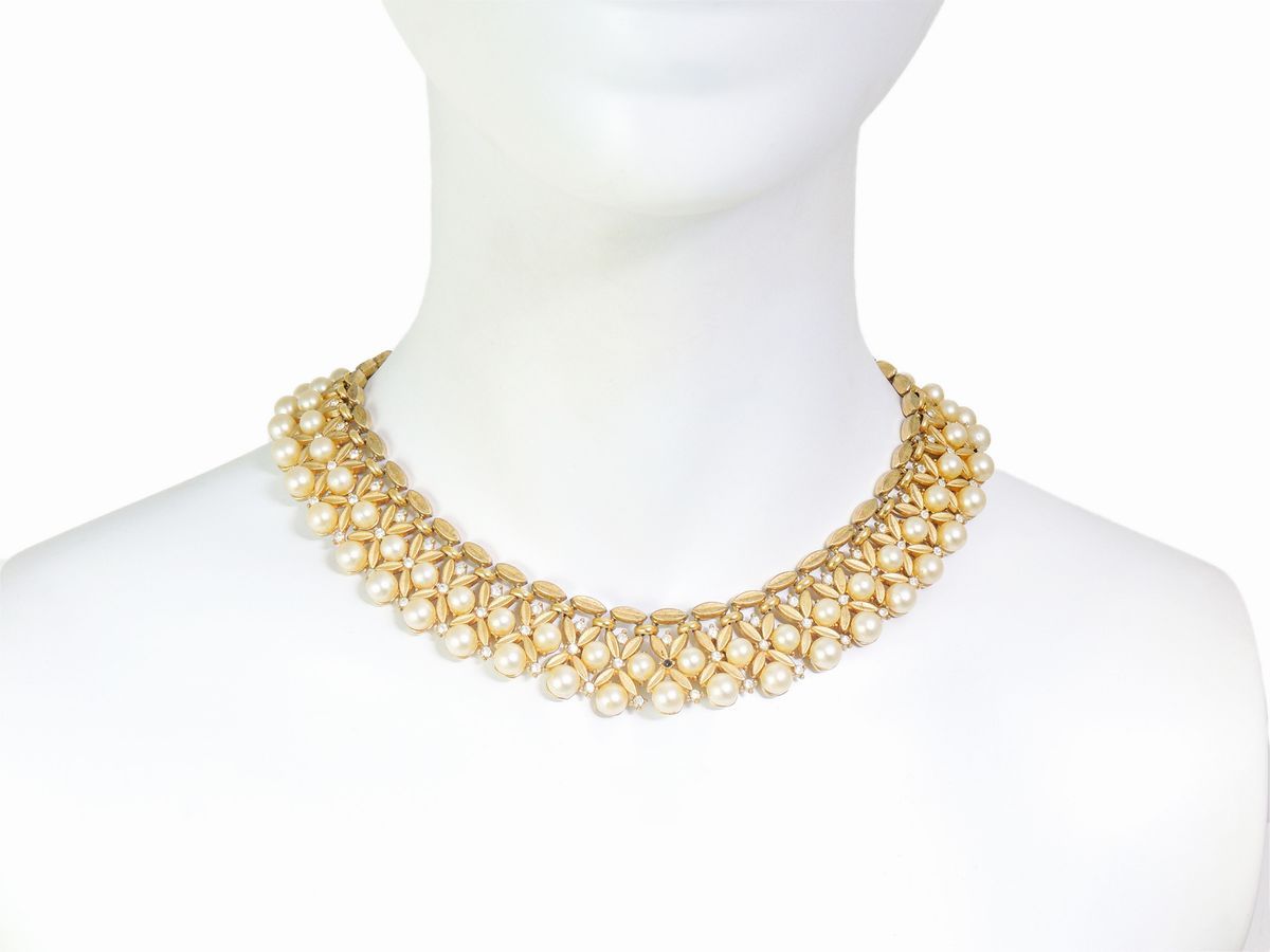 Demi Parure in Metallo Dorato, Trifari