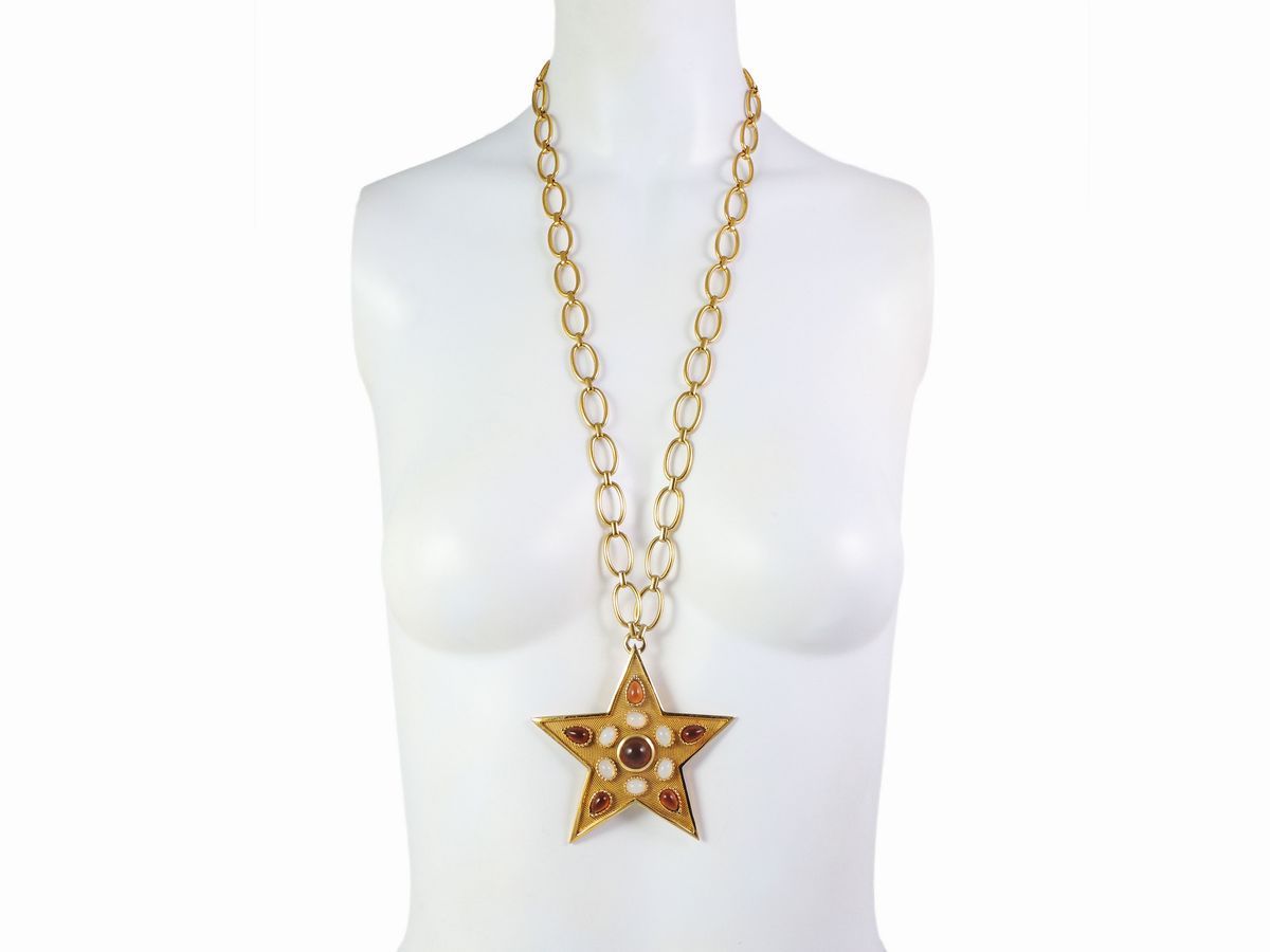 Collana in Metallo Dorato e Vetro, Trifari