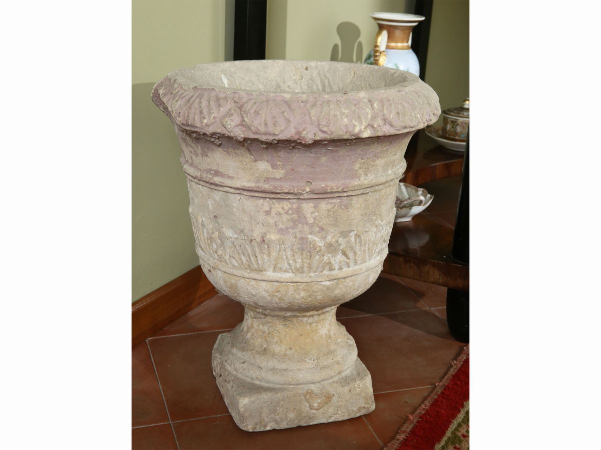Vaso in Pietra Serena