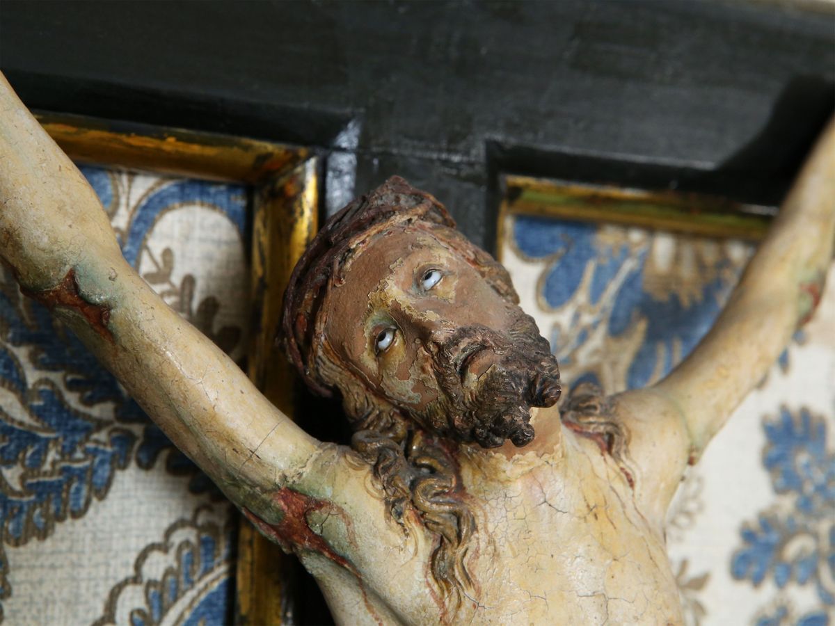 Grande Crocifisso in Legno e Cartapesta