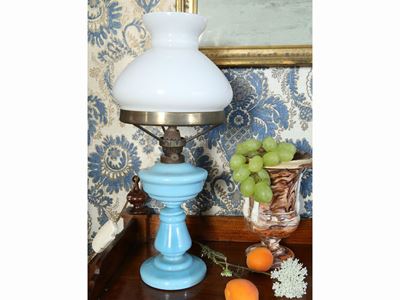 Coppia di Lumi Ad Olio in Opaline Turchese