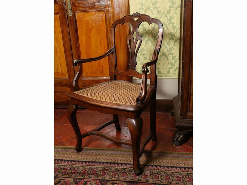 Poltroncina in Noce