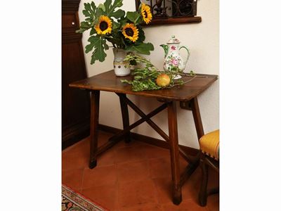 Tavolino Rustico in Noce e Rovere