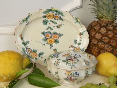 Zuccheriera e Vassoietto in Maiolica