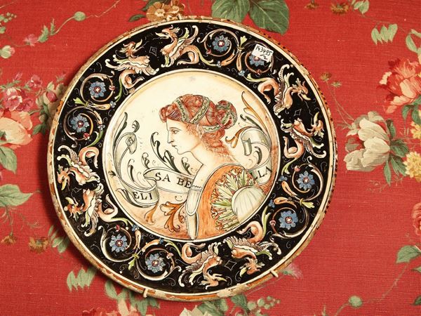 Due piatti in terracotta invetriata, Fanciullacci e La Fratteggiana